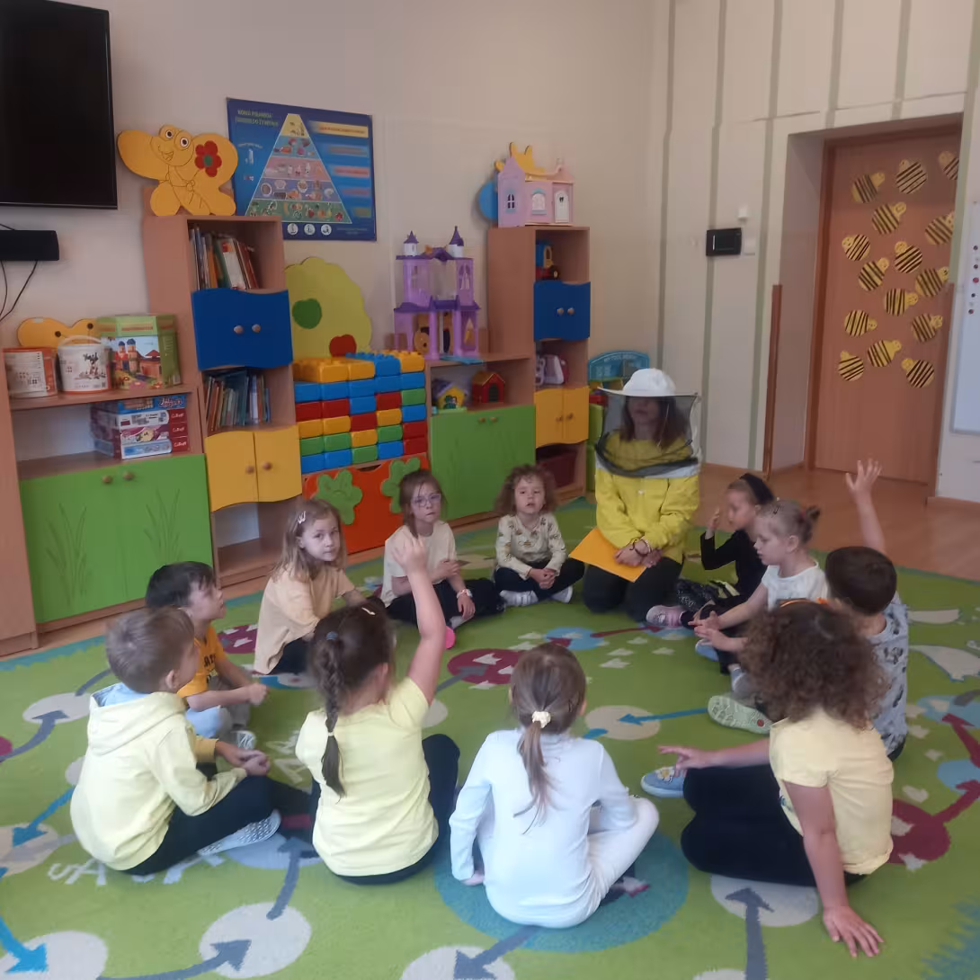 Międzynarodowy Dzień  Pszczoły — zdjęcie 1