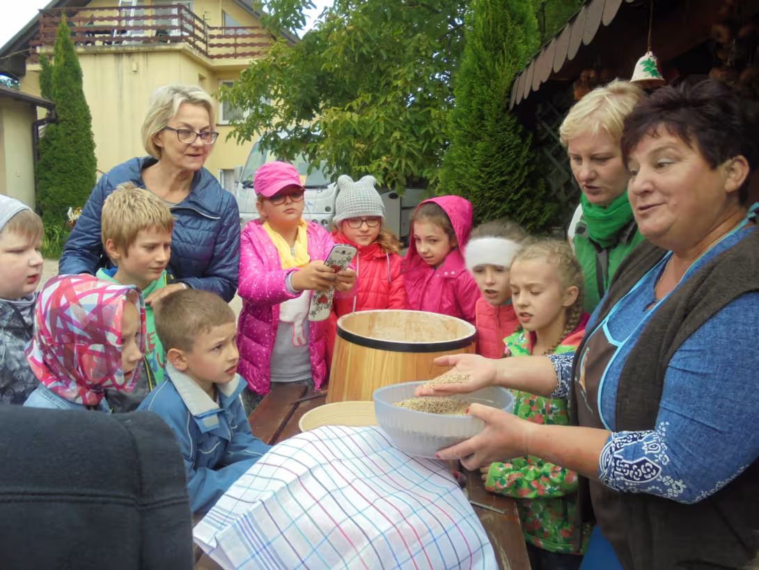 WYCIECZKA KL. IIIA DO GOSPODARSTWA AGROTURYSTYCZNEGO — zdjęcie 1
