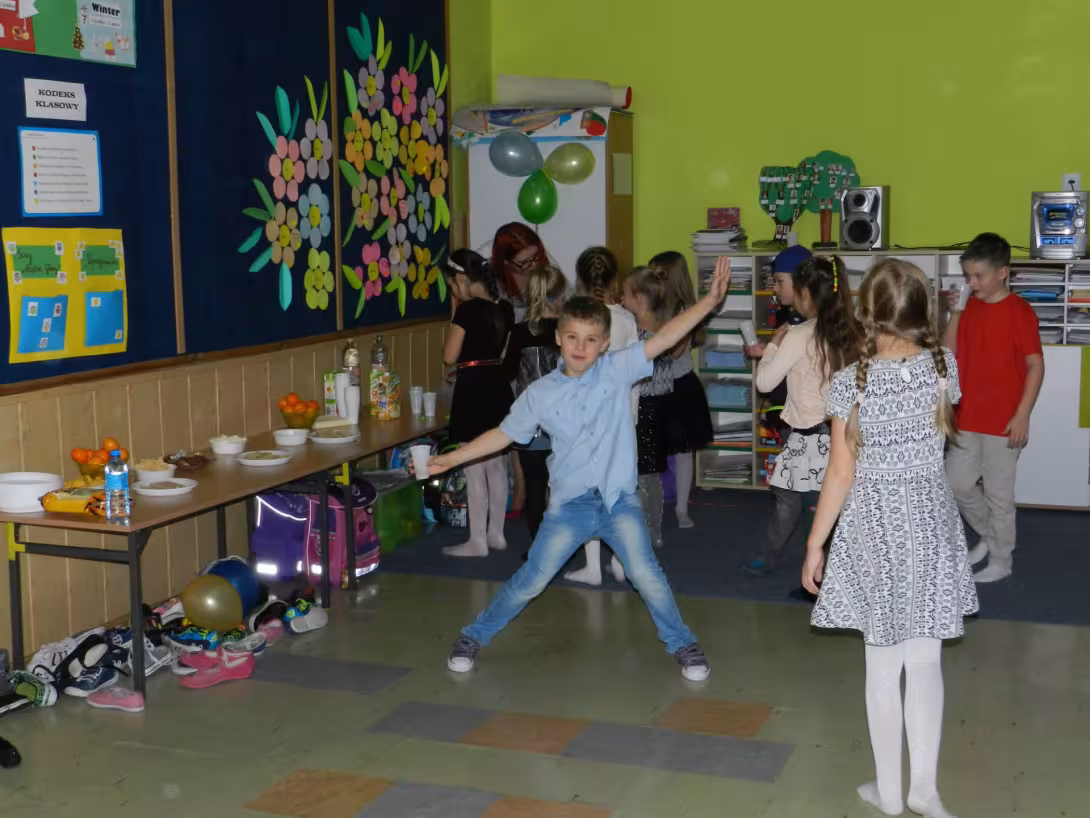 Dyskoteka Andrzejkowa w IIID — zdjęcie 1