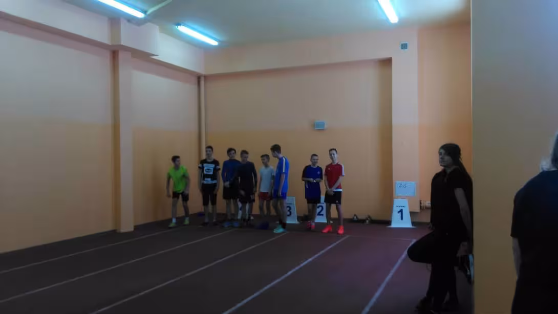 Zawody lekkoatletyczne — zdjęcie 1