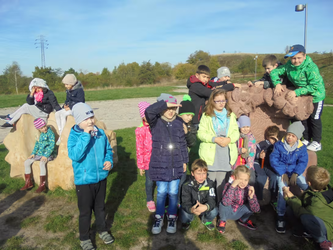 Klasa IIa na wycieczce w Geoparku — zdjęcie 1